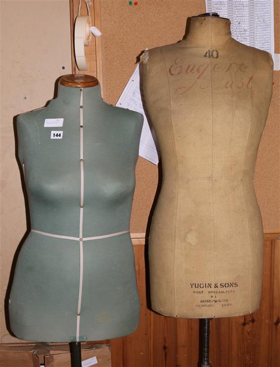 2 tailors dummies